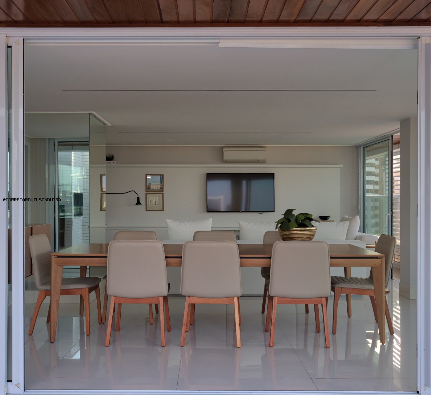 Cobertura, 2 quartos, 237 m² - Foto 2