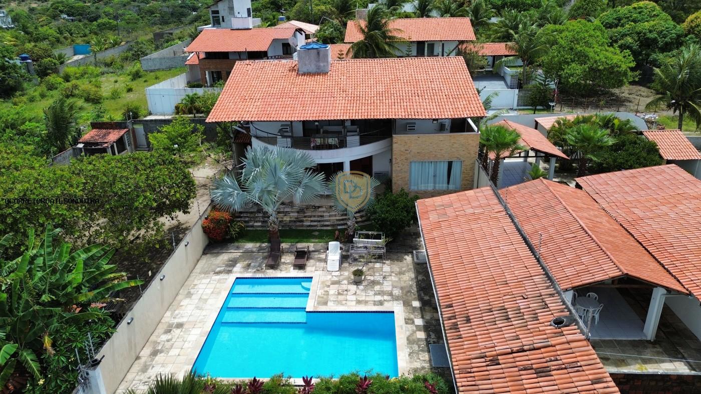 Casa, 4 quartos, 354 m² - Foto 1