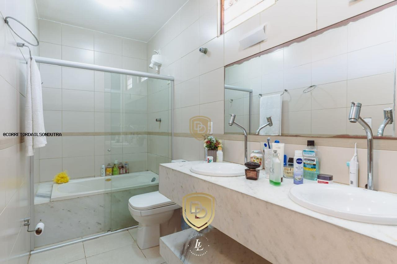 Casa, 4 quartos, 354 m² - Foto 47